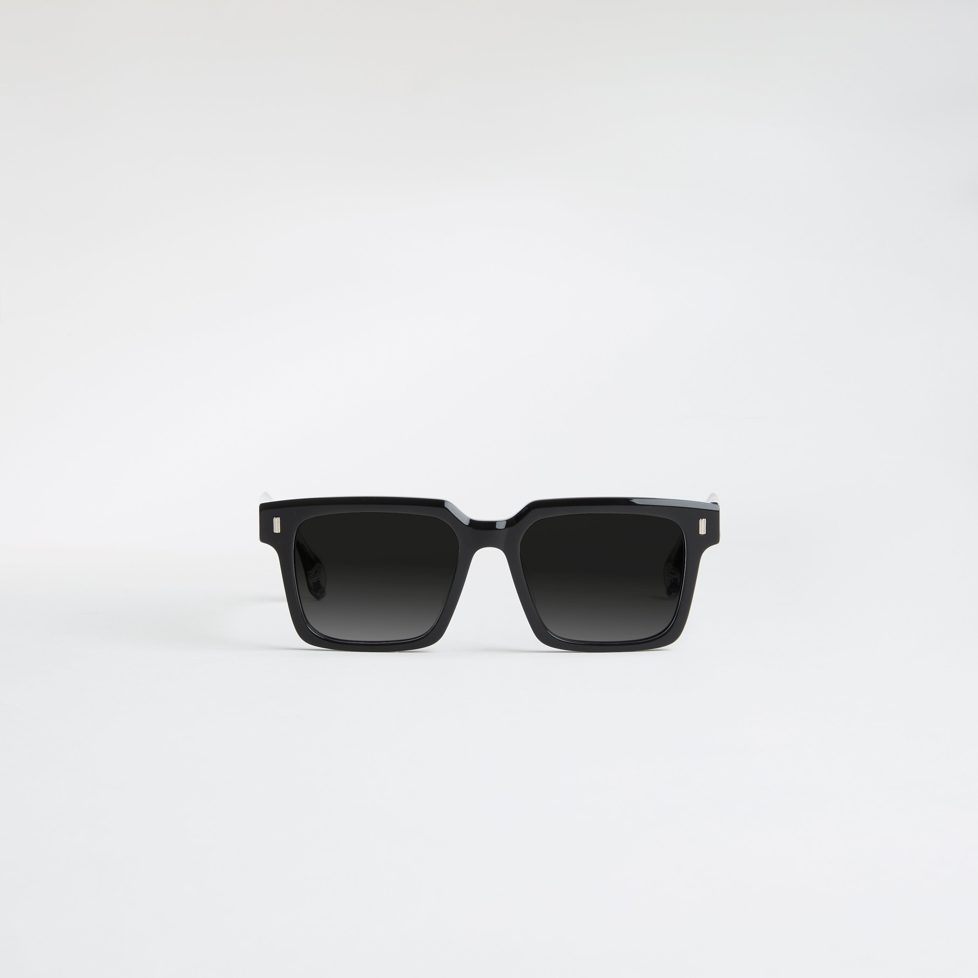 DRAPER © BLACK