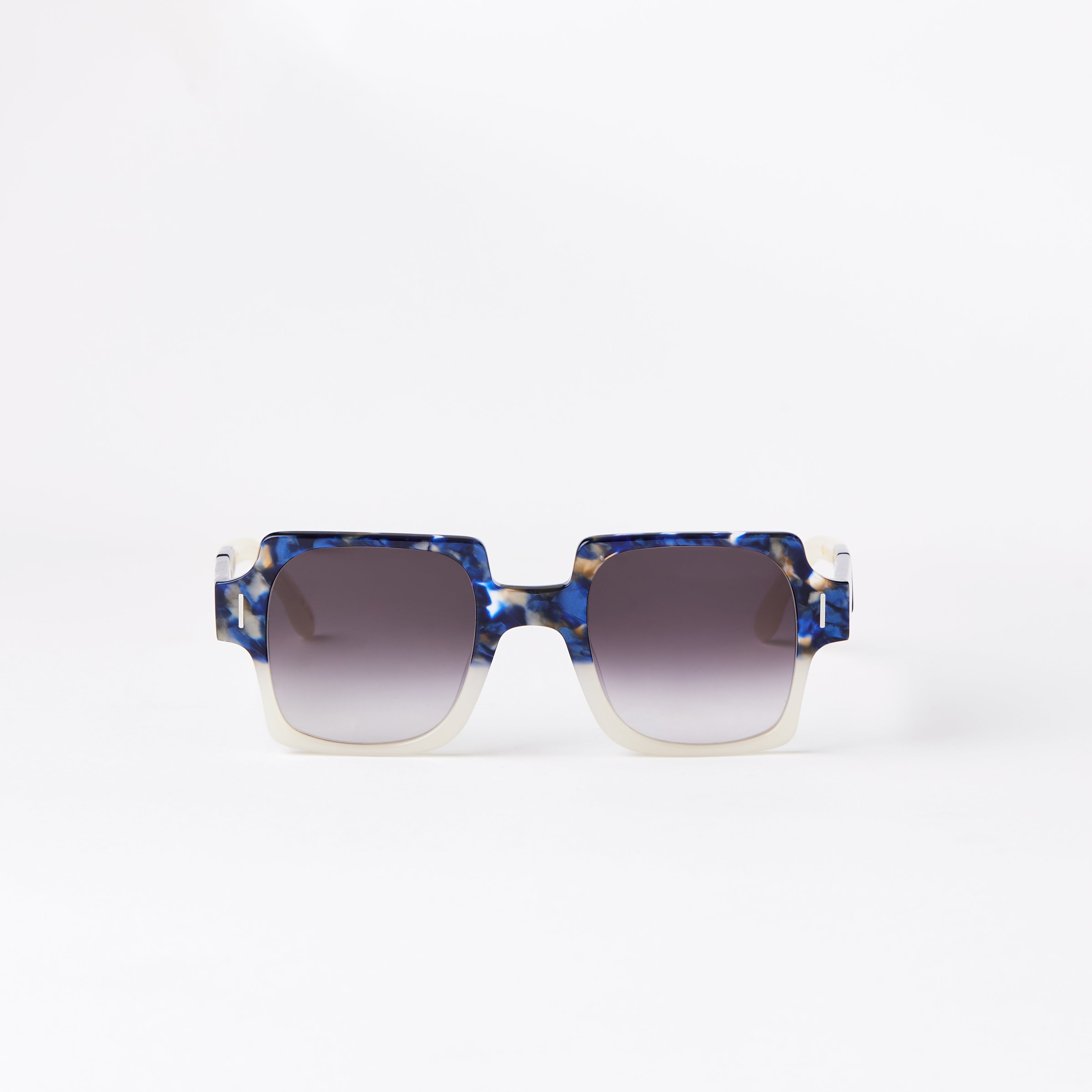 HILTON © MARBLE BLUE – Lunettiq Eyewear