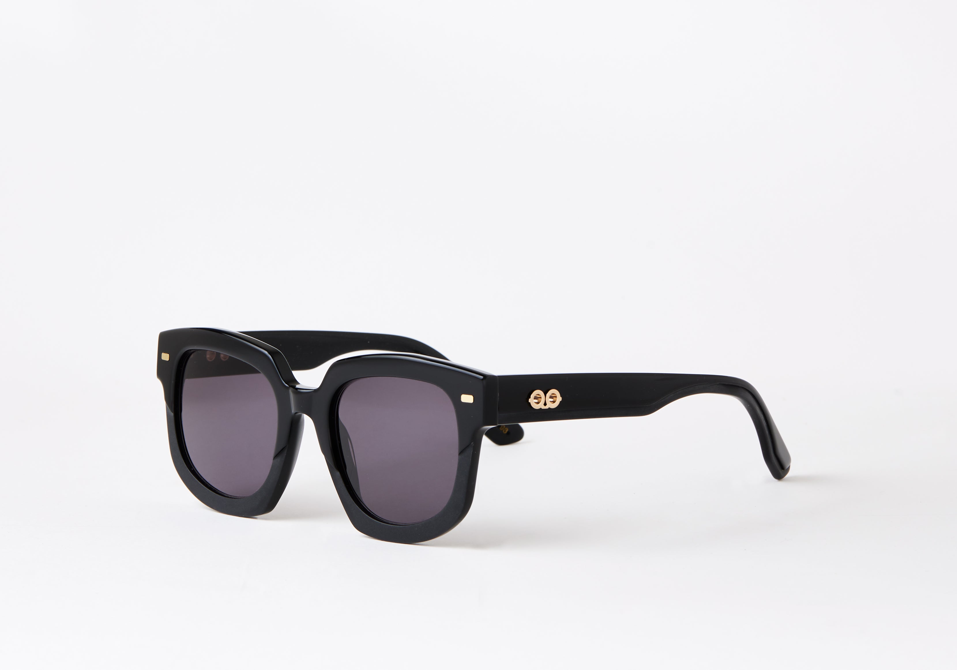 ASTAIRE-BLACK-SUNGLASSES-LUNETTIQ-2.jpg