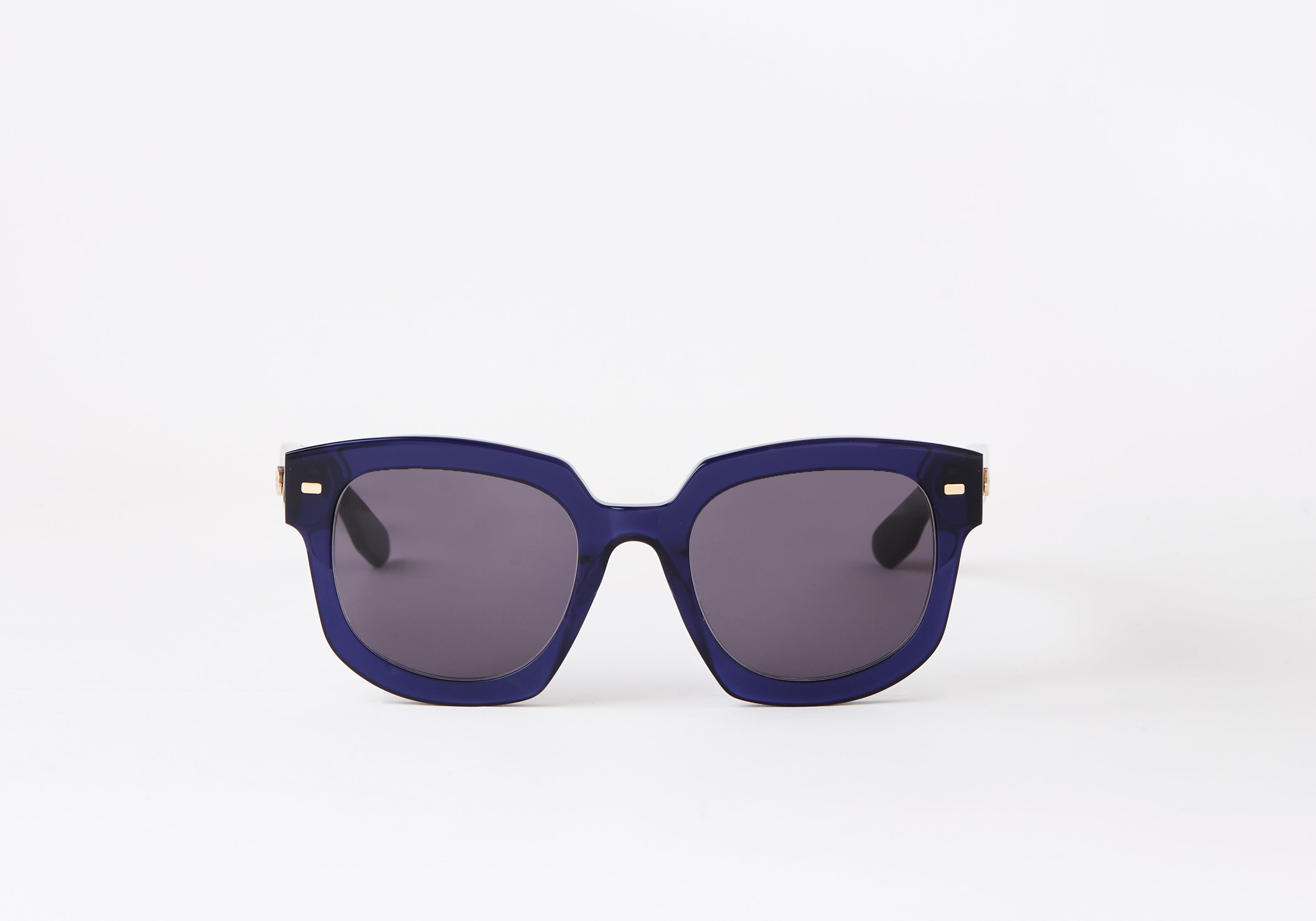 ASTAIRE-BLUE-SUNGLASSES-LUNETTIQ-1.jpg