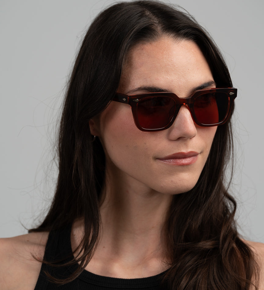 BOLSA-BURGUNDY-SUNGLASSES-LUNETTIQ_1.jpg