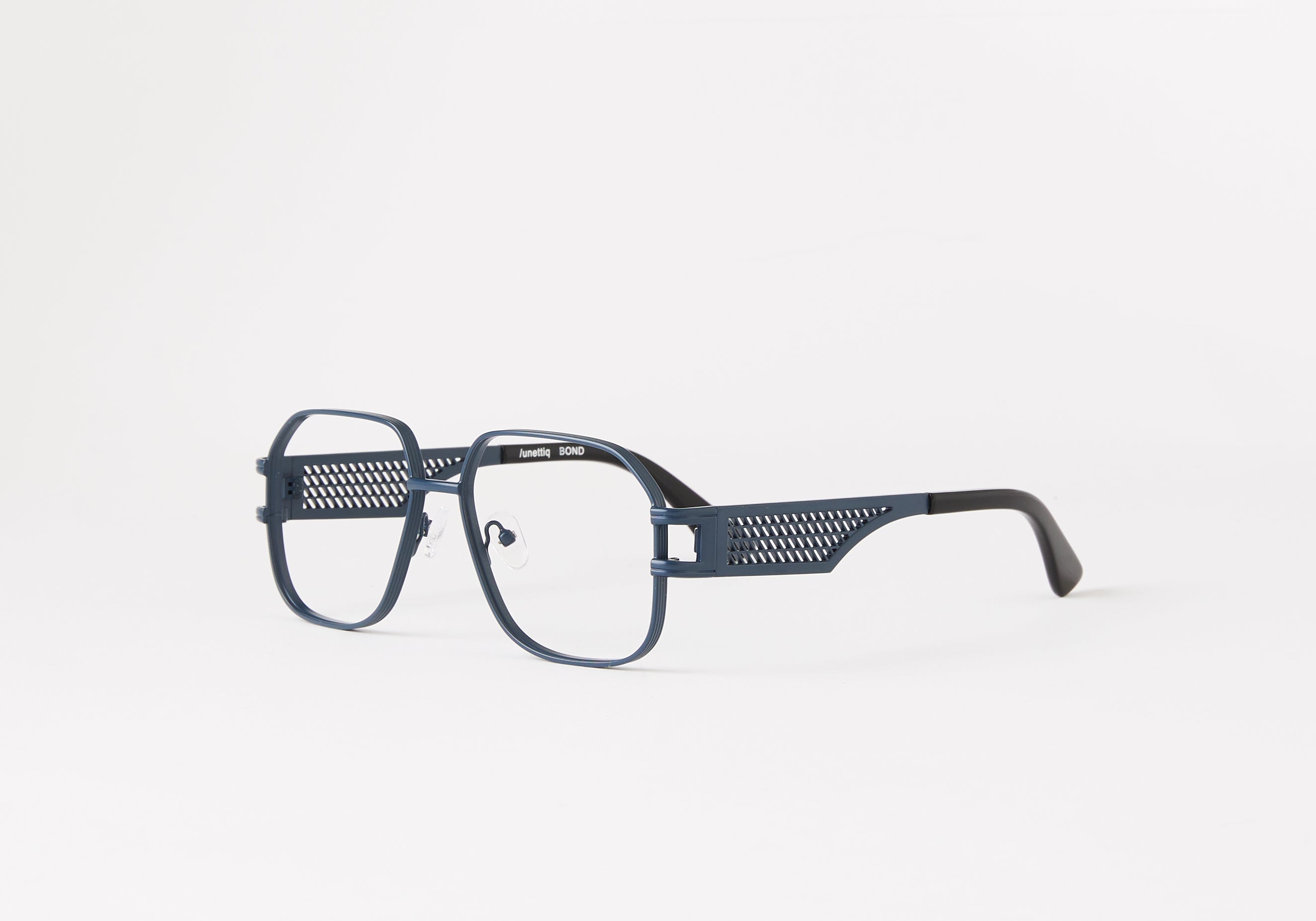 BOND_BLUE_2_LUNETTIQ_OPTICAL.jpg