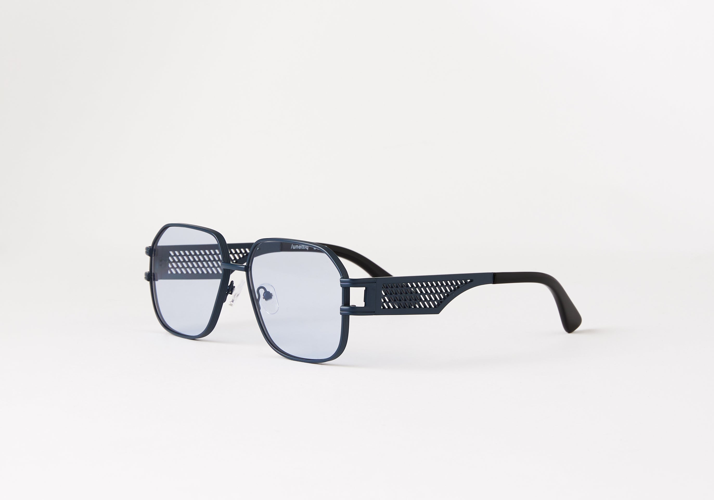 BOND_BLUE_2_LUNETTIQ_SUNGLASSES.jpg