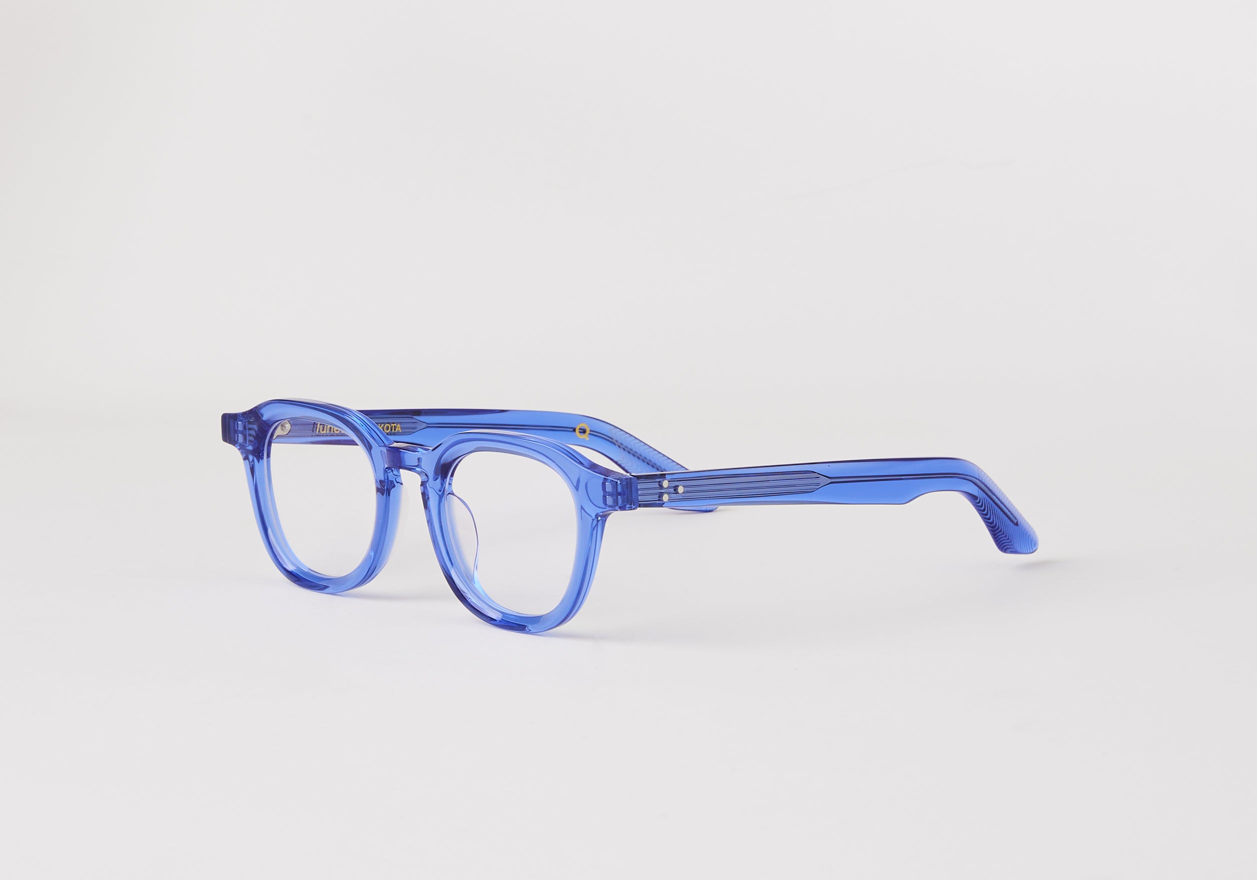 DAKOTA_BLUE_2_OPTICS_LUNETTIQ.jpg