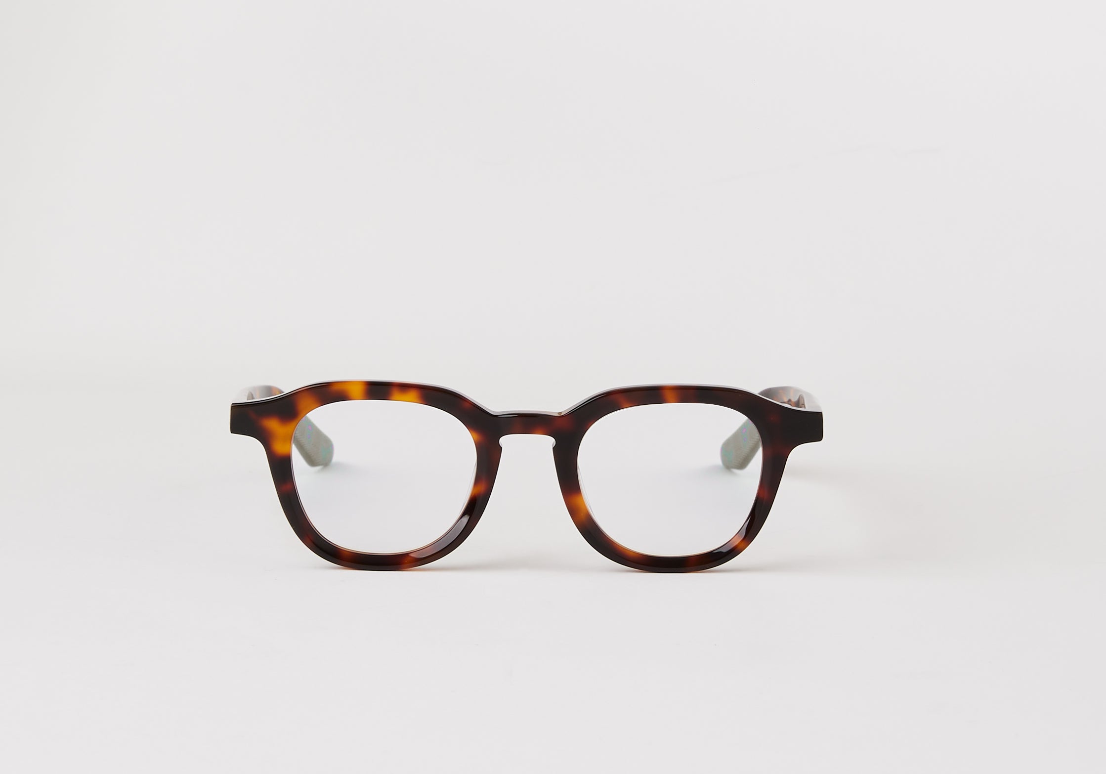 DAKOTA_DARKTORTOISE_1_OPTICS_LUNETTIQ.jpg