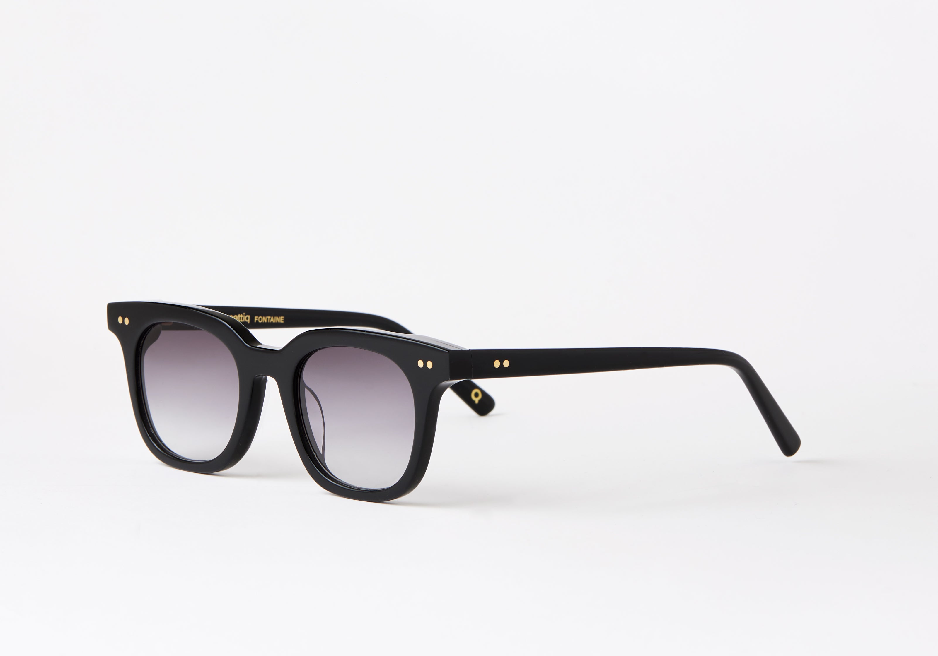 FONTAINE-BLACK-SUNGLASSES-LUNETTIQ-2.jpg