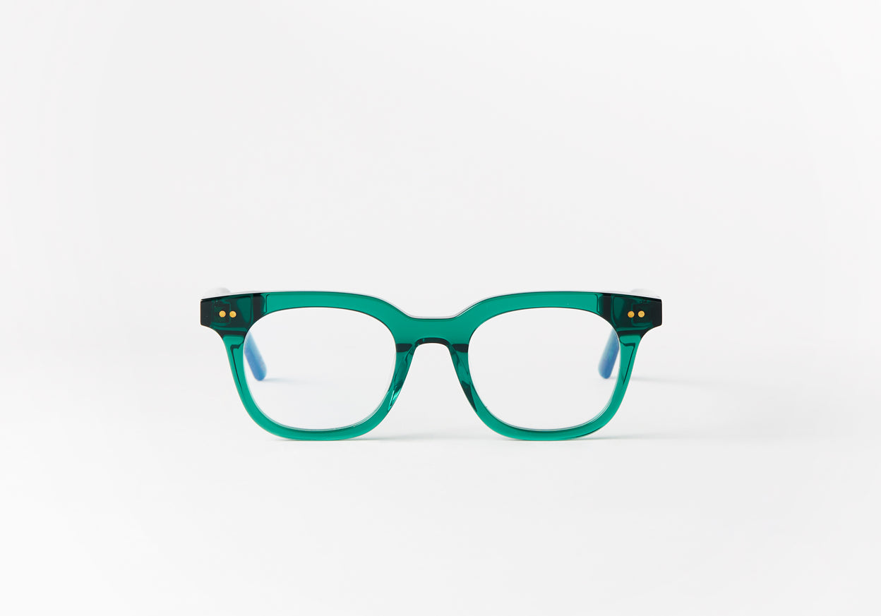 FONTAINE_GREEN_1_LUNETTIQ_OPTICAL.jpg