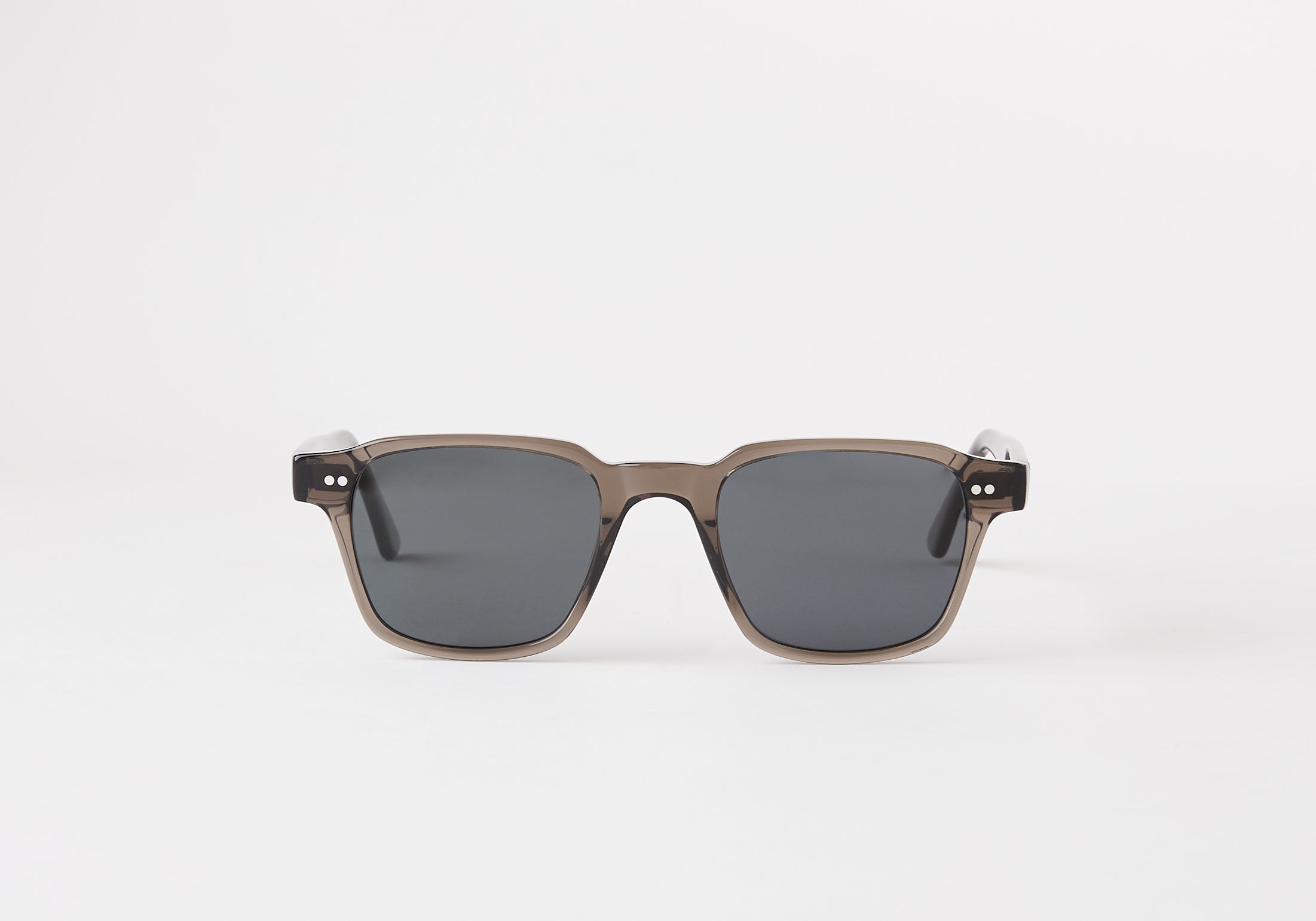 FORME_GREY_1_SUNGLASSES_LUNETTIQ.jpg