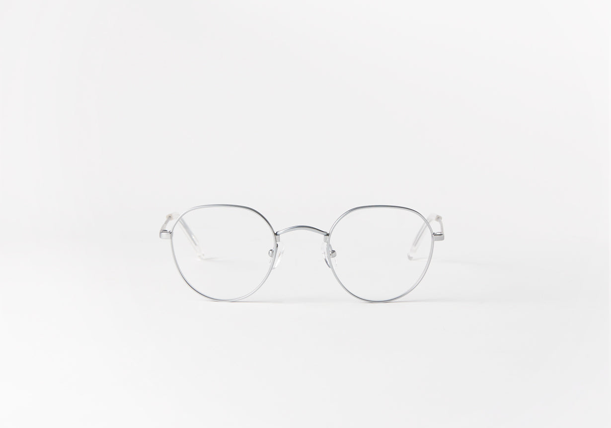 GARMENT_SILVER_1_LUNETTIQ_OPTICAL.jpg
