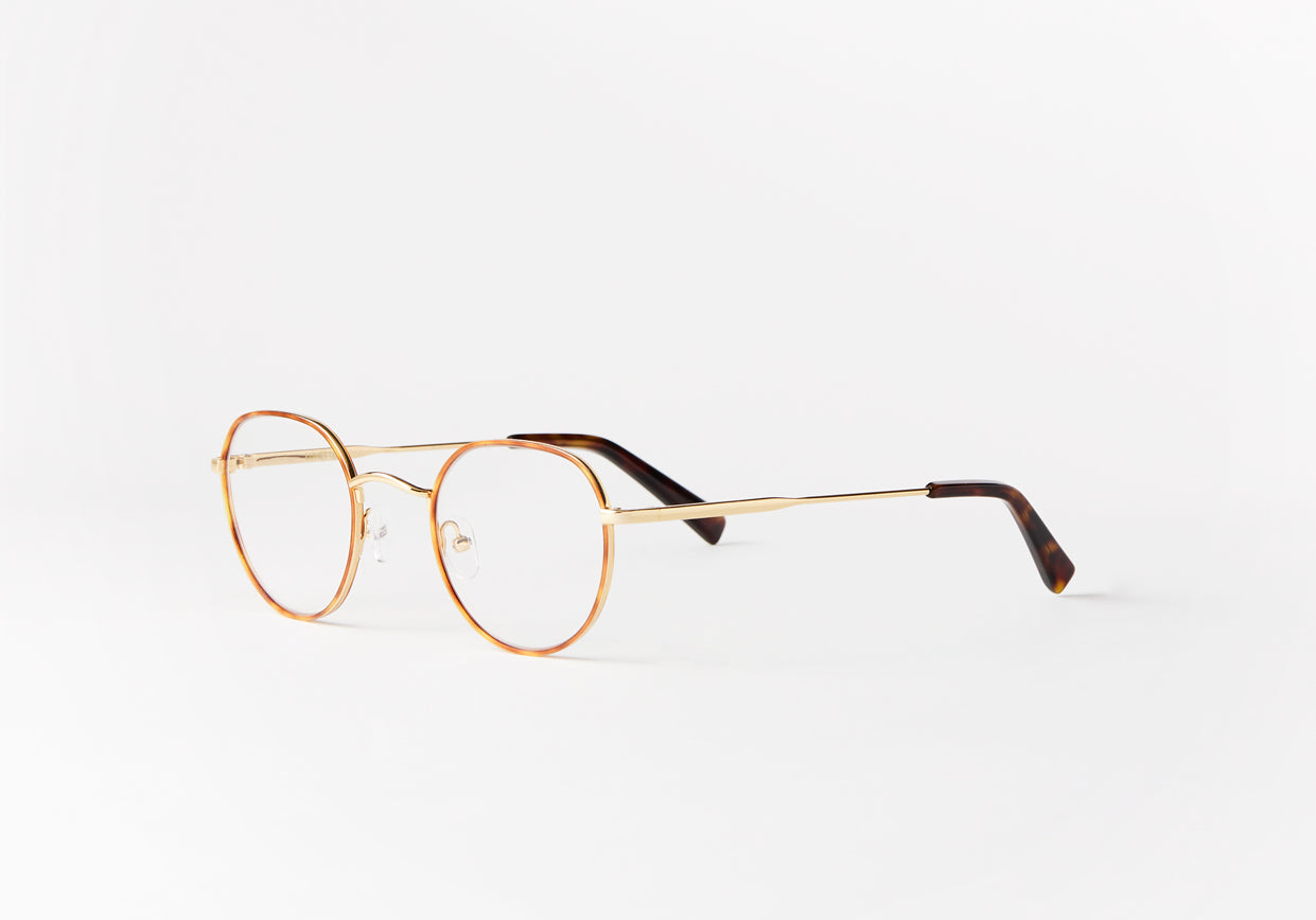 GARMENT_TORTOISE_2_LUNETTIQ_OPTICAL.jpg