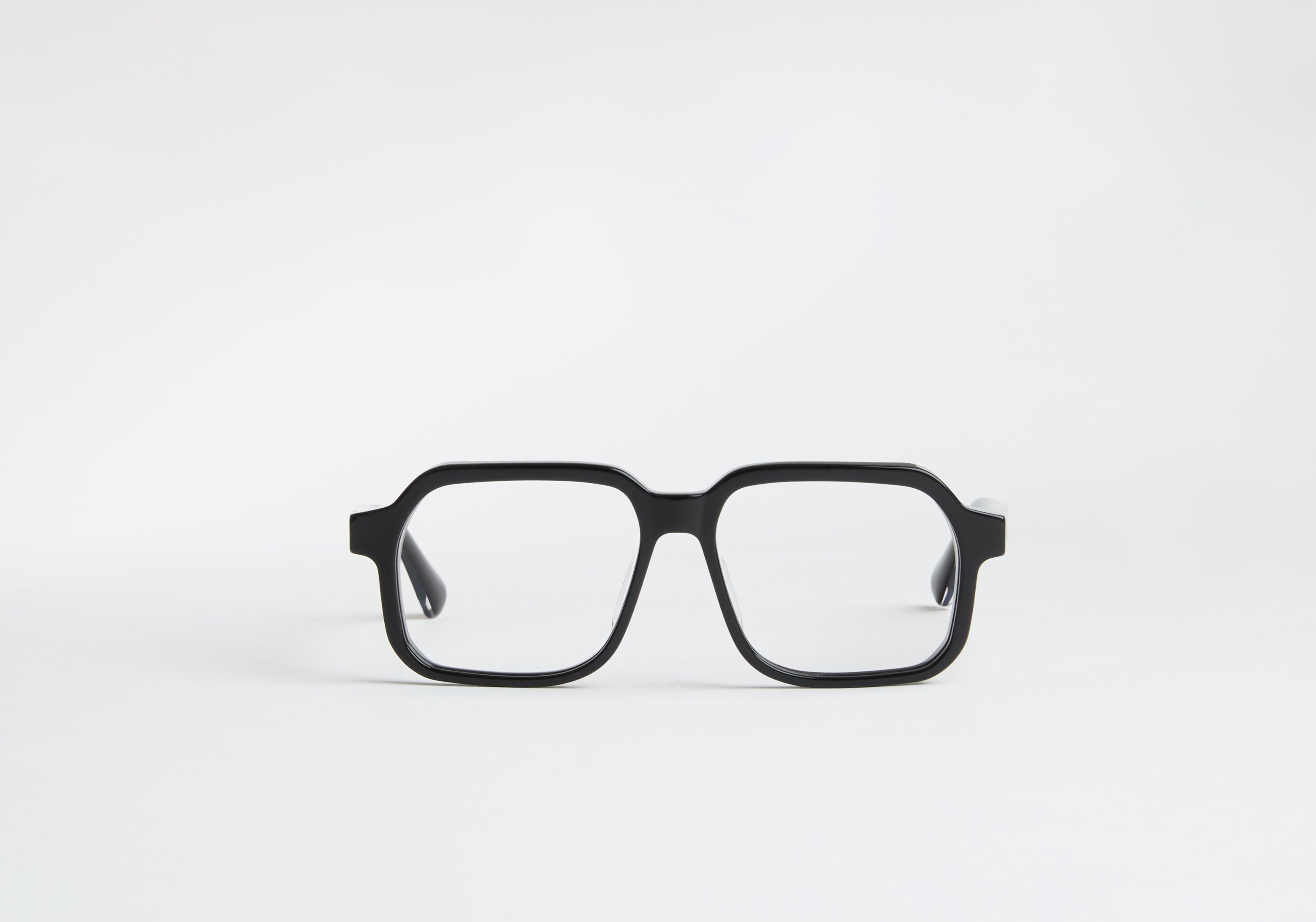 HOWE-BLACK-1-OPTICS-LUNETTIQ.jpg
