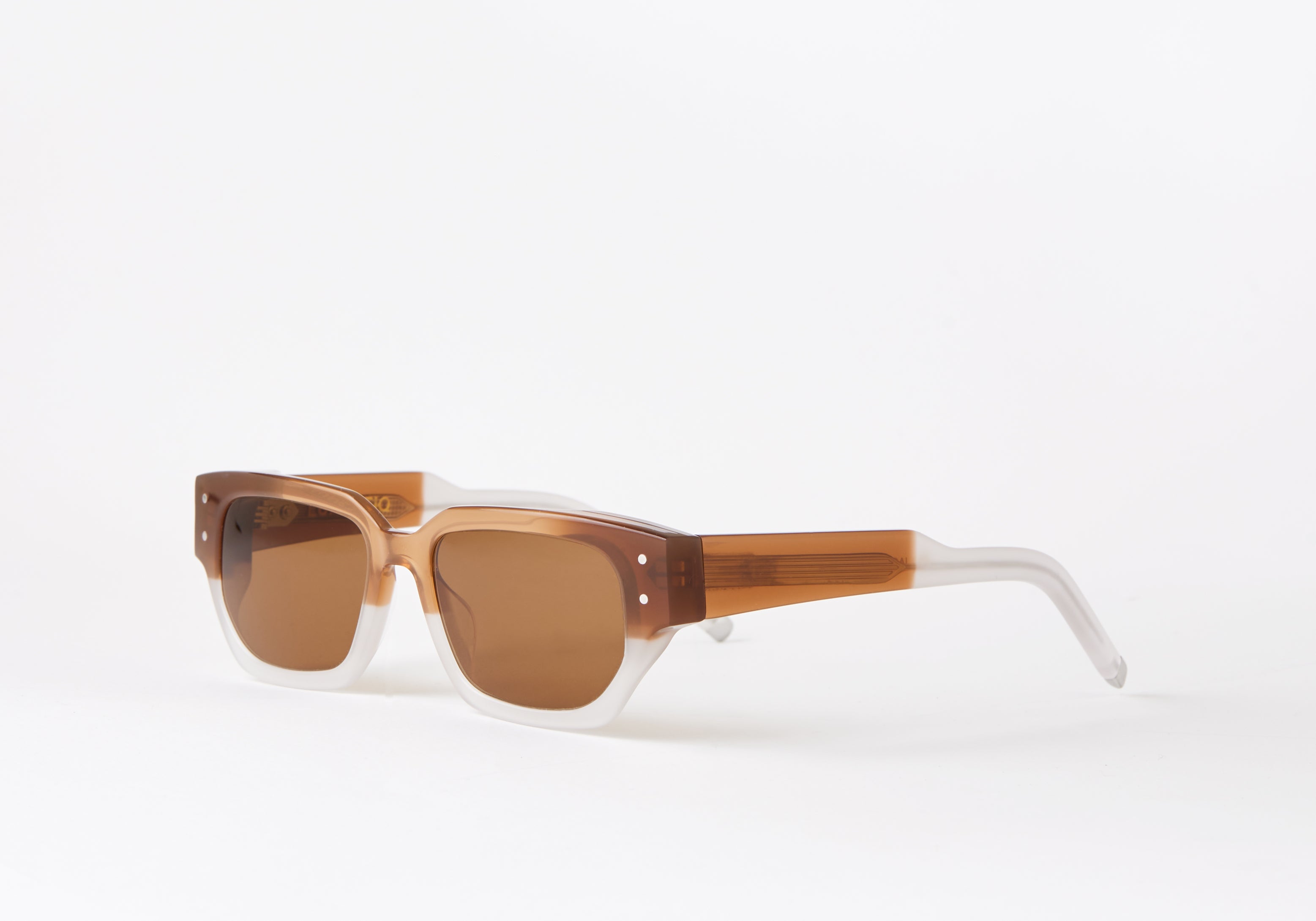 JACKSON-MOKA-SUNGLASSES-LUNETTIQ-2.jpg