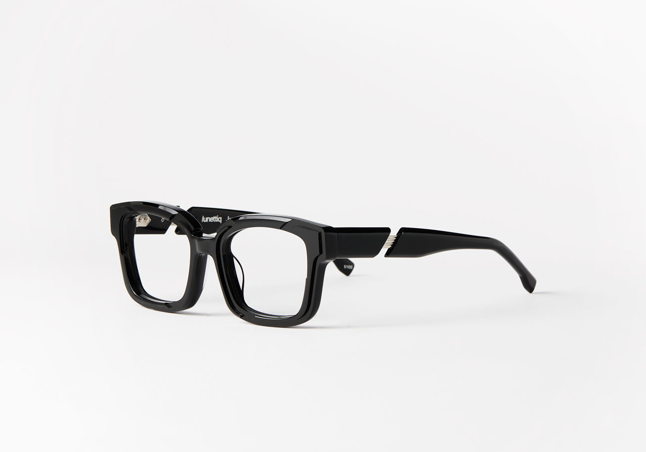 JUNE_BLACK_2_LUNETTIQ_OPTICAL.jpg