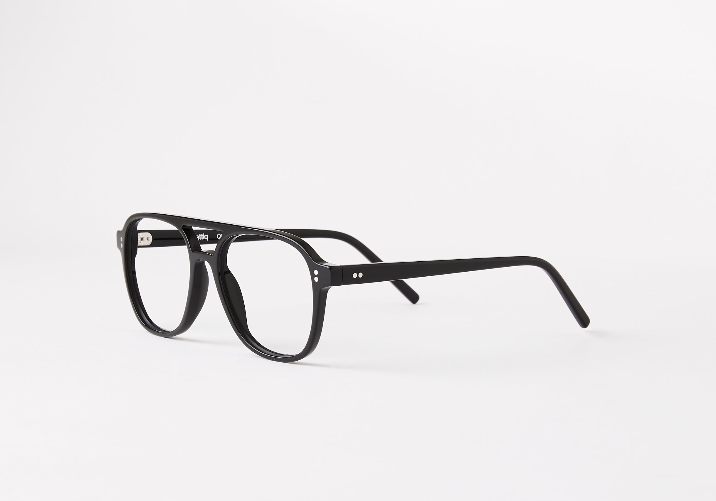 QUINN_BLACK_2_OPTICS_LUNETTIQ.jpg