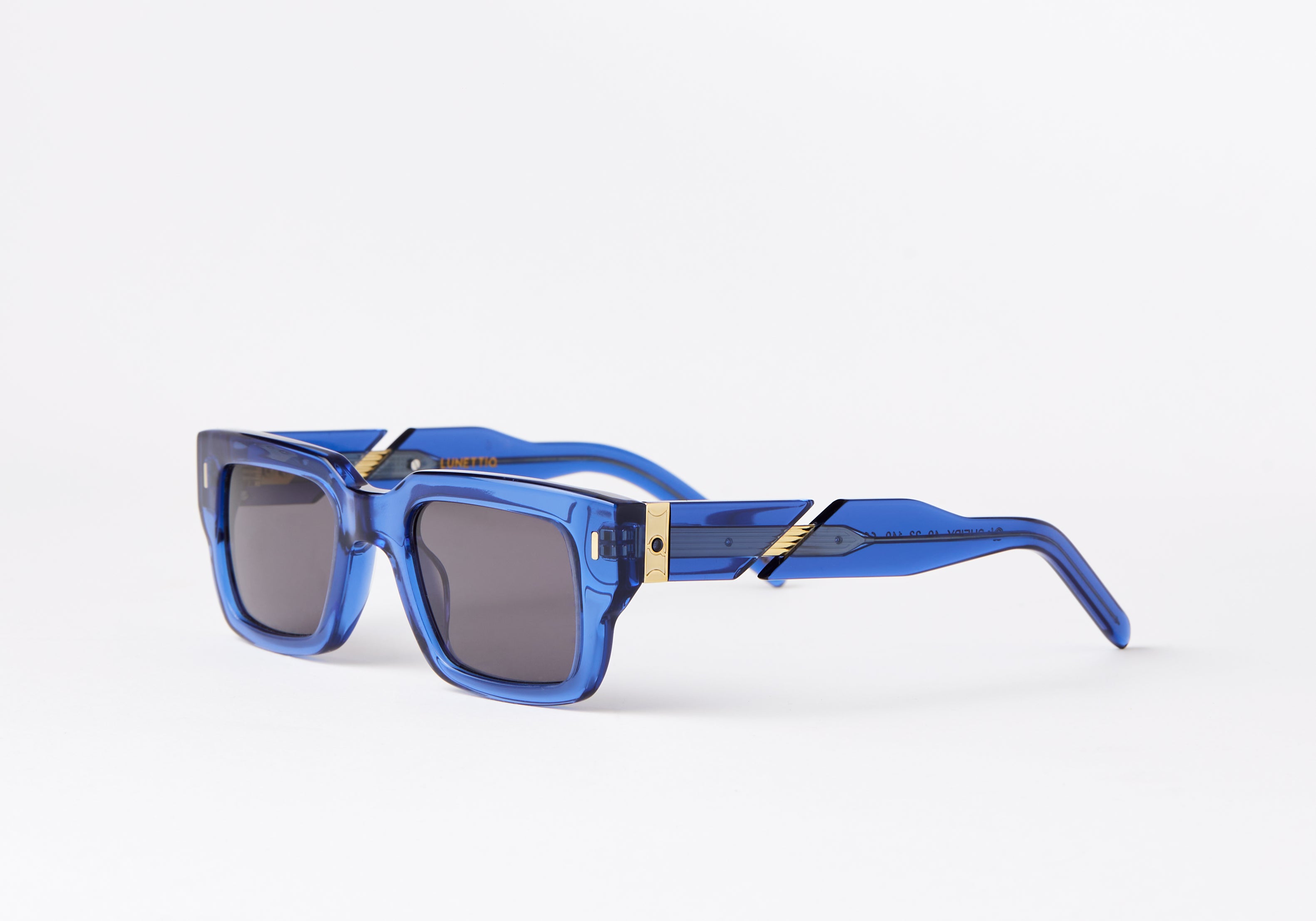 SHELBY-BLUE-SUNGLASSES-LUNETTIQ-2.jpg