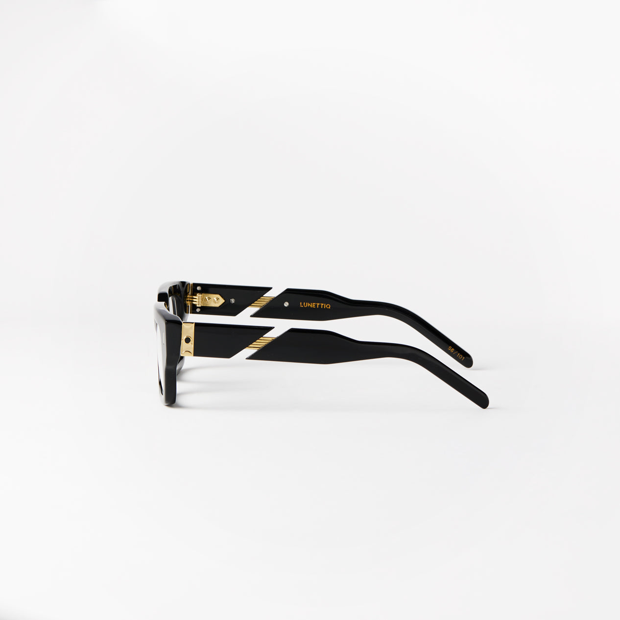 SHELBY_BLACK_3_LUNETTIQ_OPTICAL_c063f261-3708-4e1c-af1f-e69d8a871563.jpg